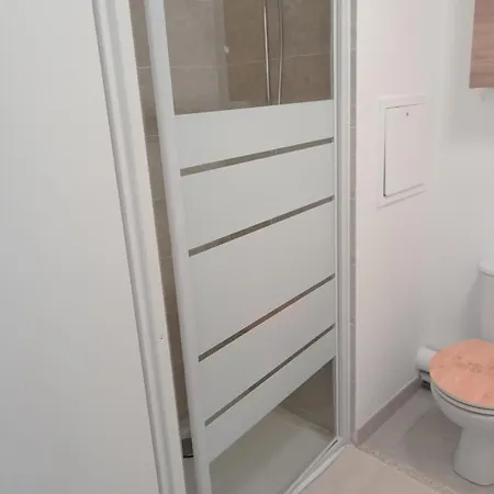 Pivoine -12 Min Des Parcs Walt Disney-arrivee Autonome-wifi&parking Gratuit Montévrain